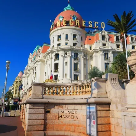 Nestor&jeeves - Palazzo Verdi - Apartment *